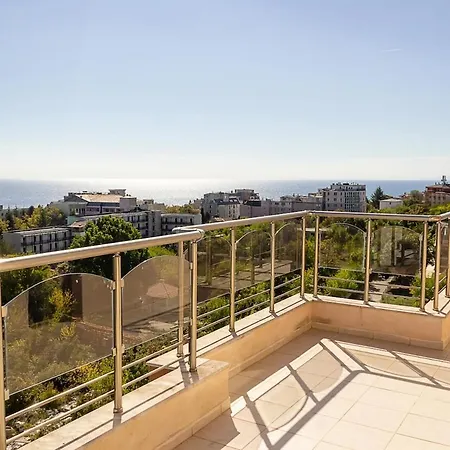 Kabakum Sky Sea-view Апартаменти *